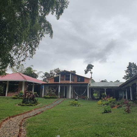 Parcela Villa Cristal Popayan Bagian luar foto