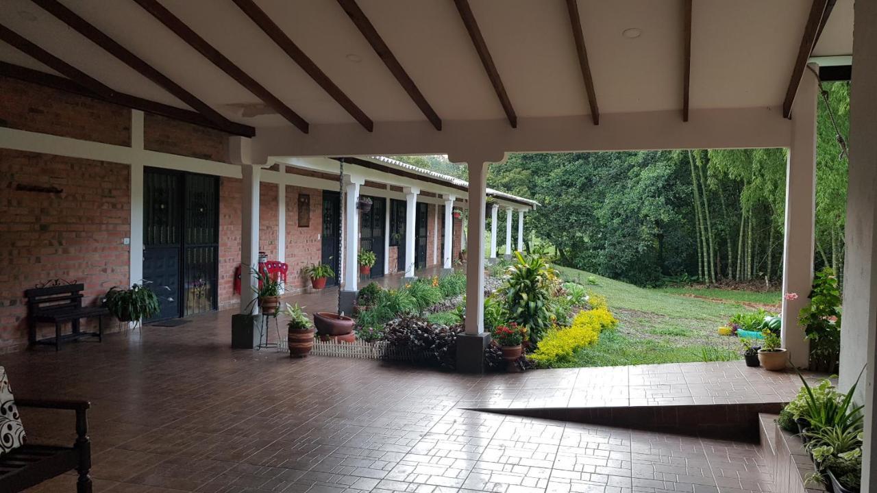Parcela Villa Cristal Popayan Bagian luar foto