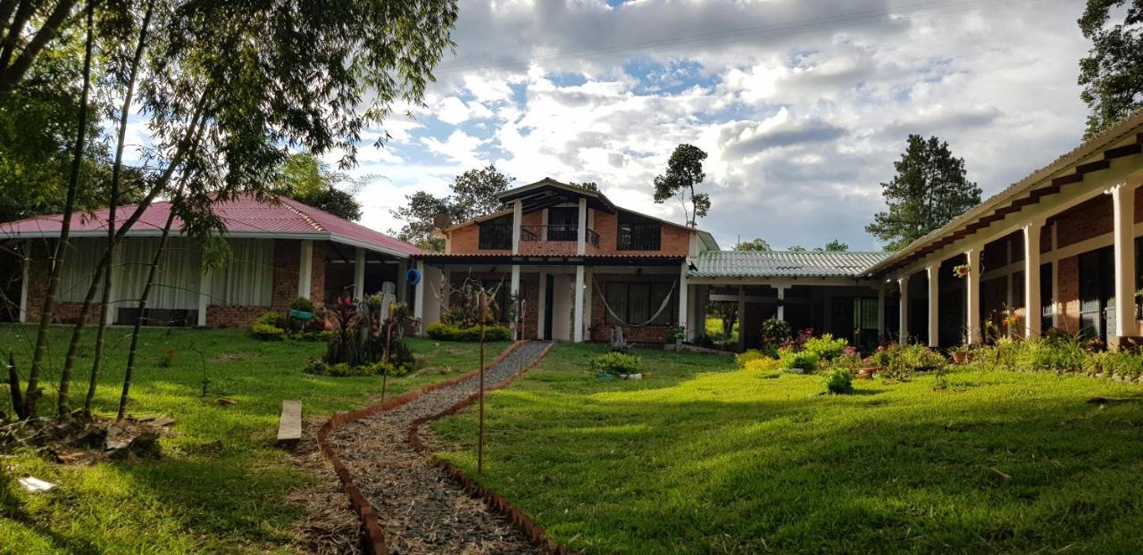 Parcela Villa Cristal Popayan Bagian luar foto